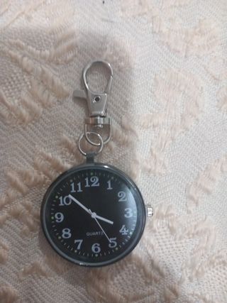 Reloj de bolsillo con llavero