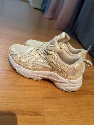 Zapatillas Fila Beige 