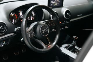 Audi S3 Sportback 2017 310cv Manual Quattro