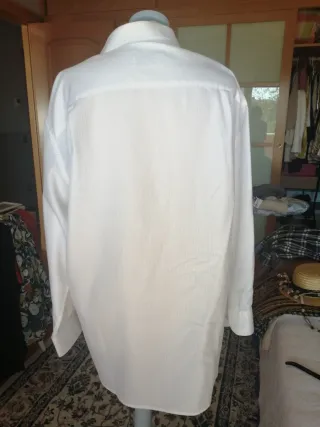 Camisa de vestir crema