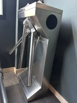 Torno De Acceso