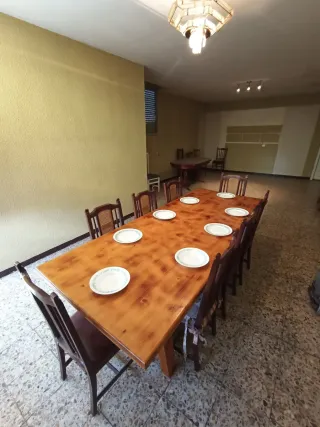 Mesa de madera pino grande para bodega o comedor