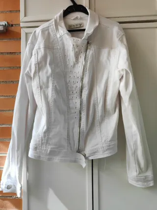 Cazadora vaquera blanca mujer