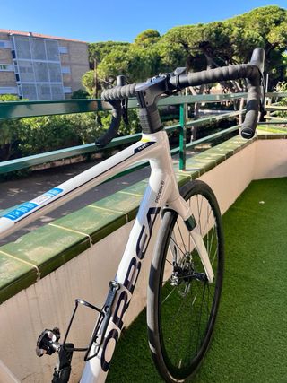 Bicicleta Orbea Avant Blanca