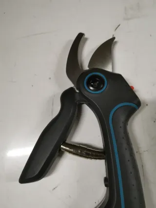 Tijera de poda Gardena Assistance Cut
