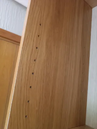 Estantería de madera