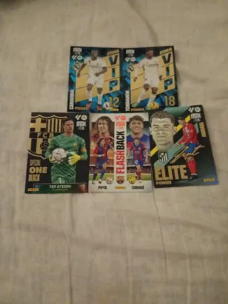Lote 5 cromos Megacracks 2024-2025