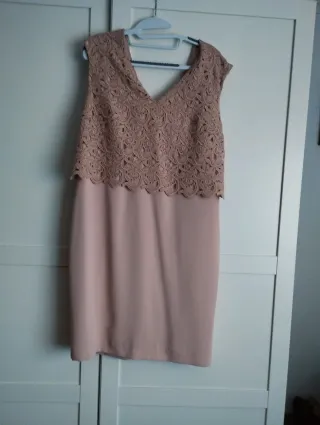 Vestido de fiesta beige 