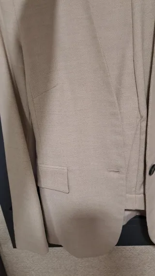 Traje Zara Chaqueta y Pantalón Mujer Beige