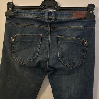 Jeans Bershka Super Skinny Denim Scuro (XS/34)