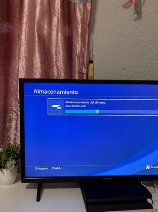 PS4 Slim Sony Negra + Mando y Cables