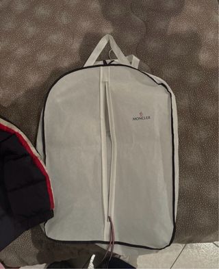 Piumino Moncler uomo nero taglia M