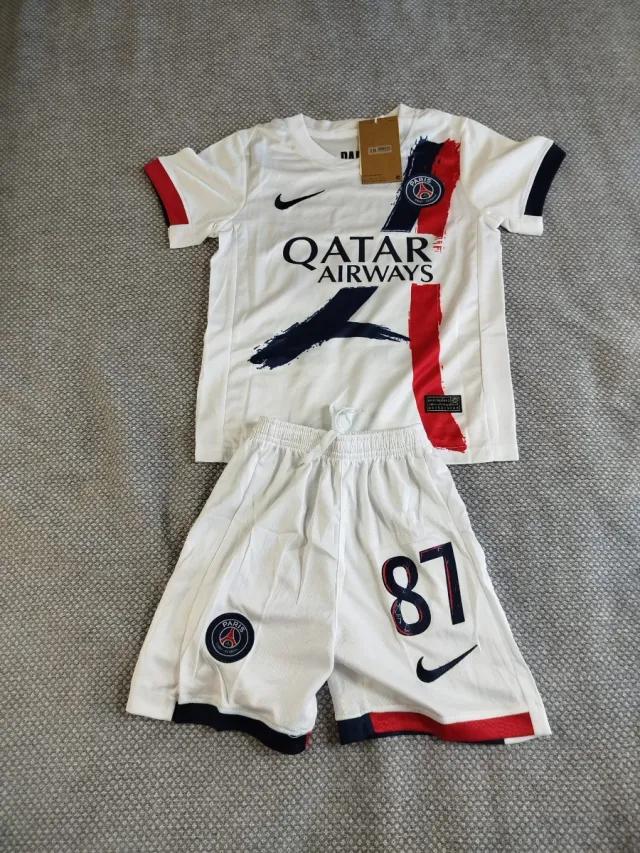 Conjunto niño Talla 18