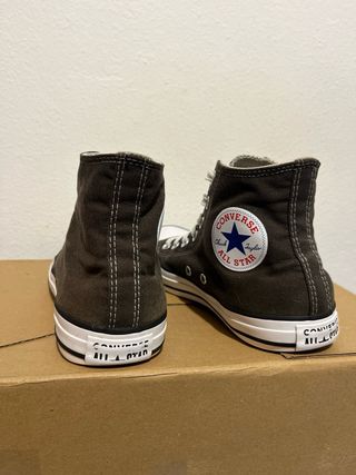 Zapatillas Converse Marrones y Blancas