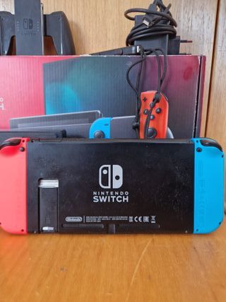 Nintendo Switch Azul y Rojo