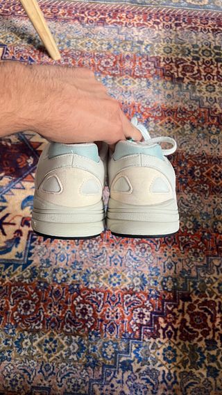 Adidas Yung-1 Blancas y Azules Talla 44 2/3