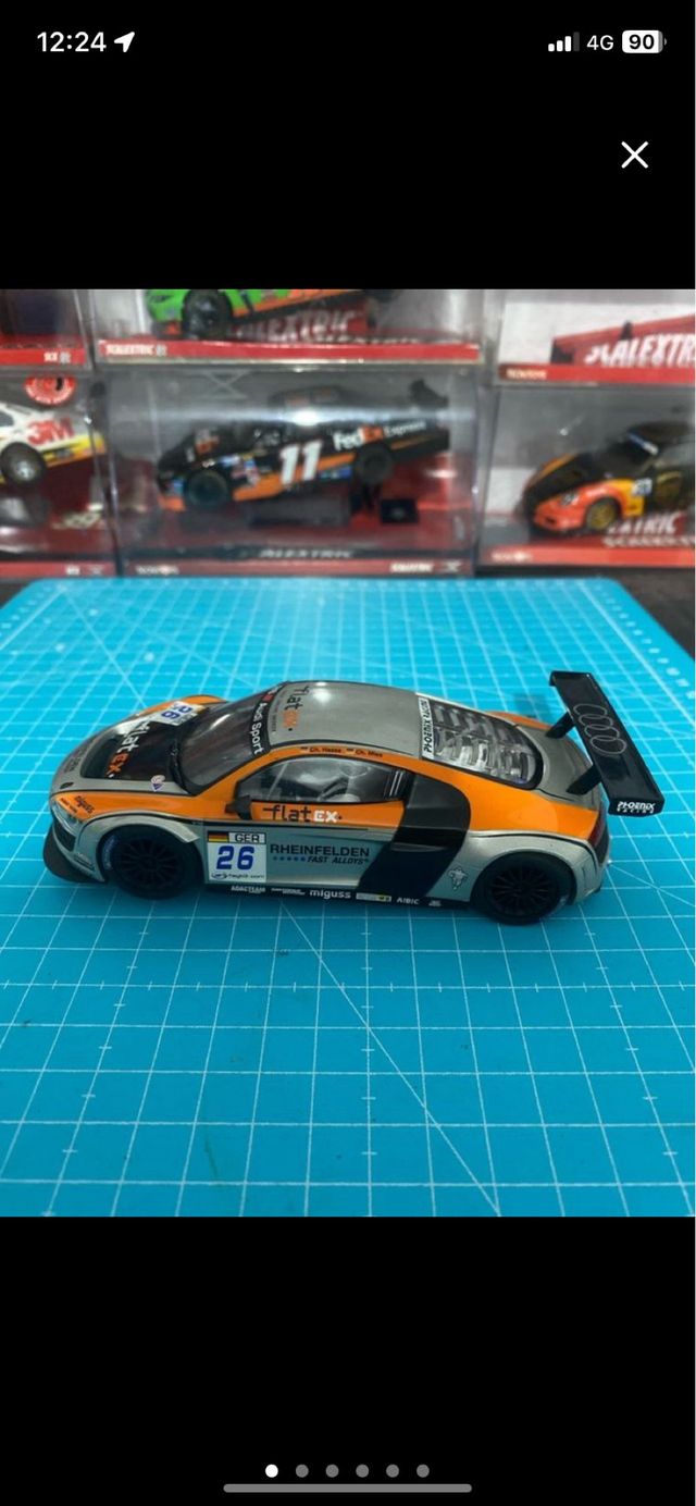 Coche Scalextric Audi R8 LMS Phoenix Racing