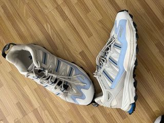 Zapatillas Adidas Adiprene Azules y Blancas
