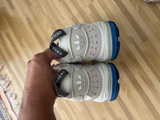 Zapatillas Adidas Adiprene Azules y Blancas