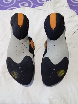 Pies de gato Scarpa Booster