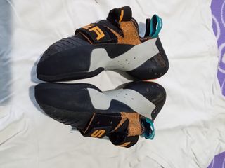 Pies de gato Scarpa Booster