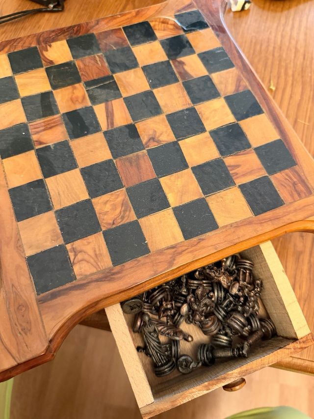 Ajedrez de madera de olivo