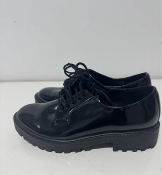 Zapatos negros tipo Oxford