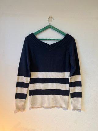 Jersey rayas azul marino, cuello pico, talla S