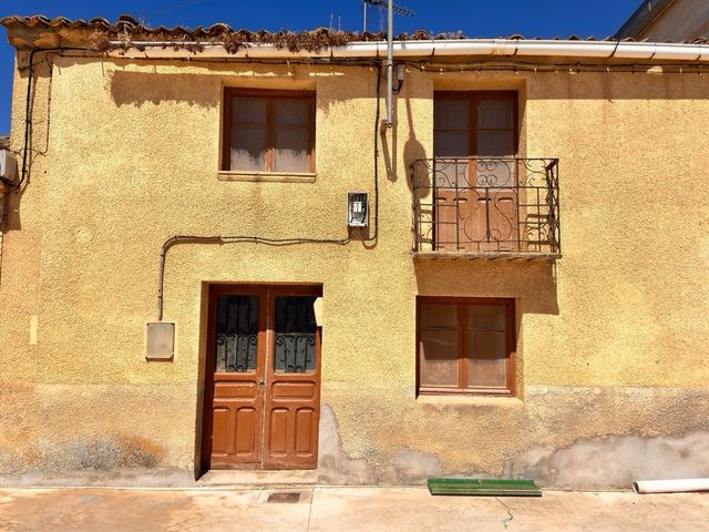 Casa en venta cerca de Almazán