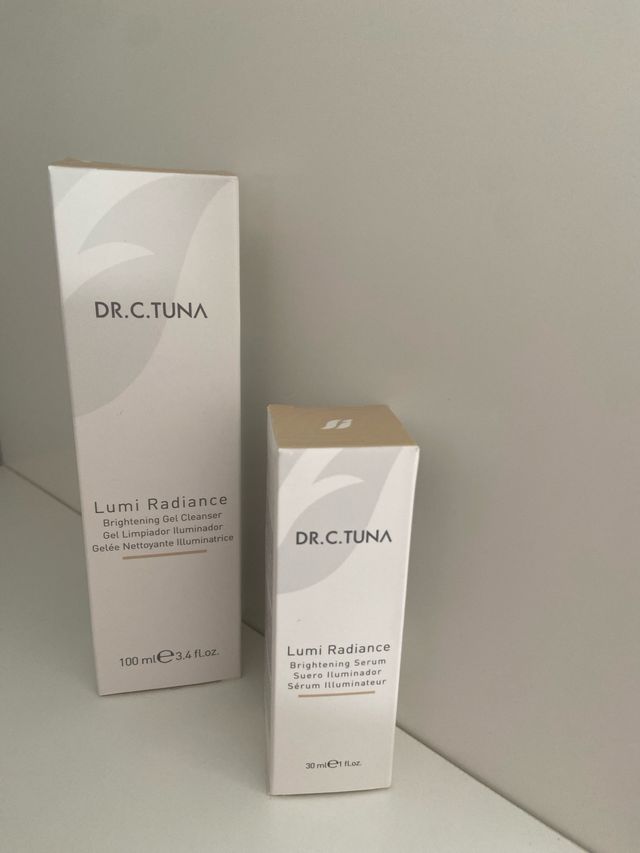 DR.C.TUNA Lumi Radiance Serum y Limpiador