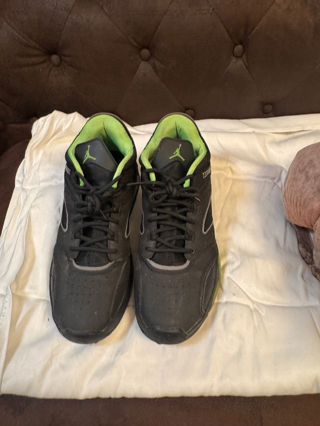 Zapatillas Nike Air Jordan falta limpieza
