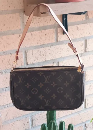 Bolso Louis Vuitton Marrón