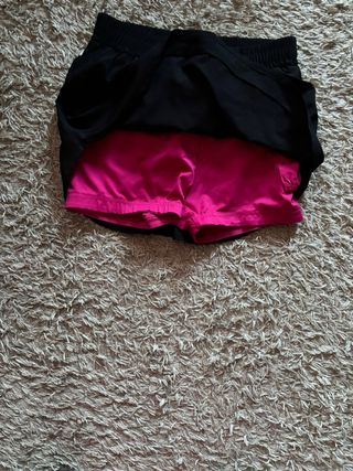 Pantalón corto deportivo Boomerang negro/rosa