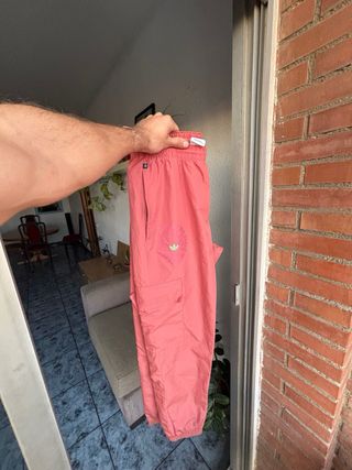 Pantalón Adidas Rosa