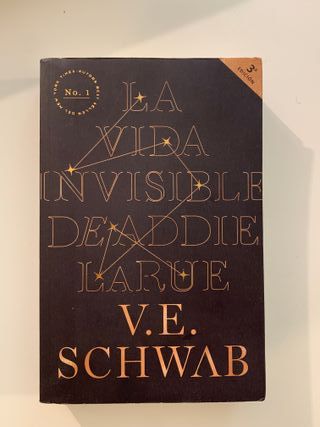 La vida invisible de Addie LaRue (Spanish Edition)
