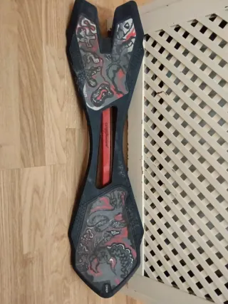 Skate Waveboard Negro con Diseño