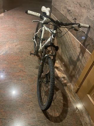 Bicicleta Orbea Carretera/Montaña
precio negociabl