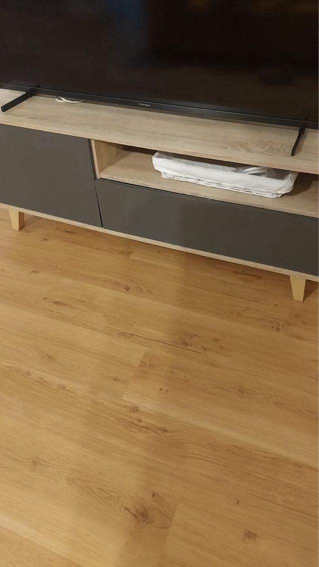 Armario moderno madera y gris
