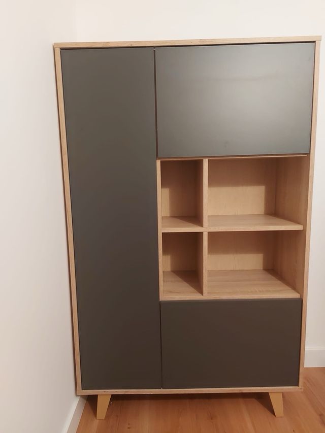 Armario moderno madera y gris