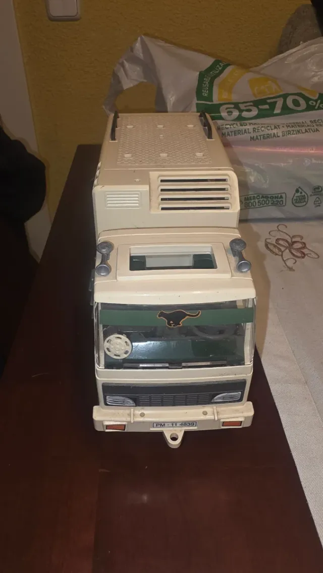 Camión de Juguete tipo Autocaravana