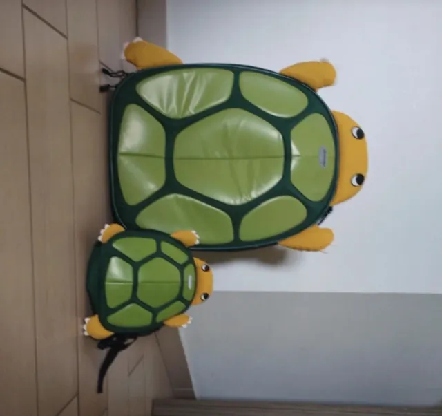 Valigia tartaruga + zainetto, mai usata