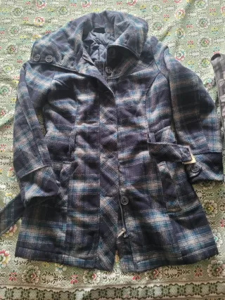 Cappotto scozzese con cintura