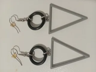 Pendientes largos aro y triángulo
