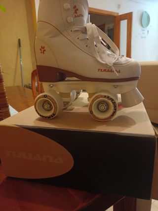 Patines Tijuana Talla 32 Blancos