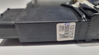 Motor elevalunas delantero derecho golf 4