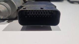 Motor elevalunas delantero derecho golf 4