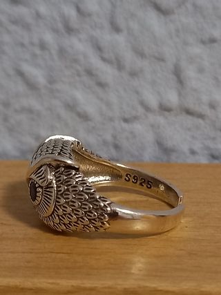 Anillo búho ojos azules plata