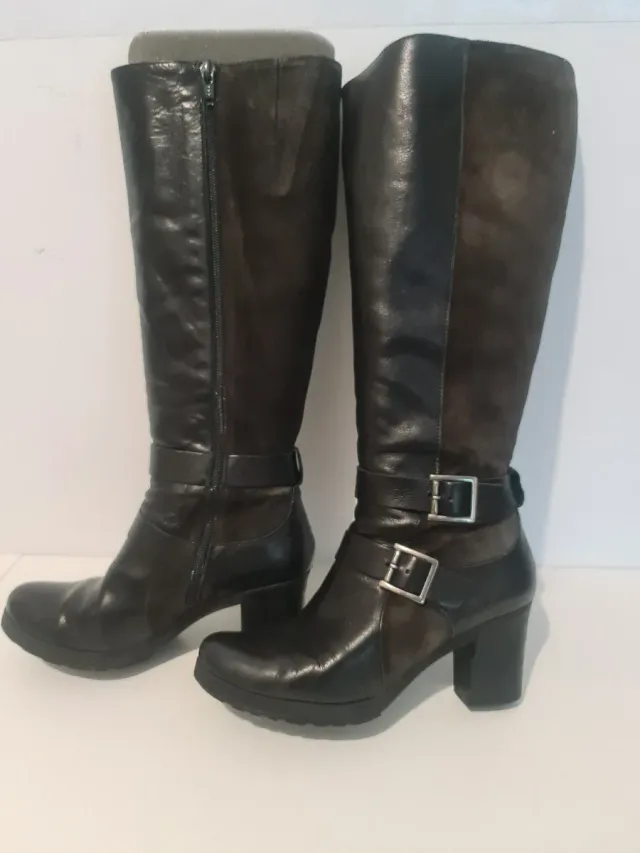 Botas altas Nero Giardini piel tacón hebillas