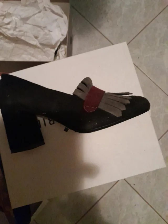 Scarpe donna CafèNoir tacco basso