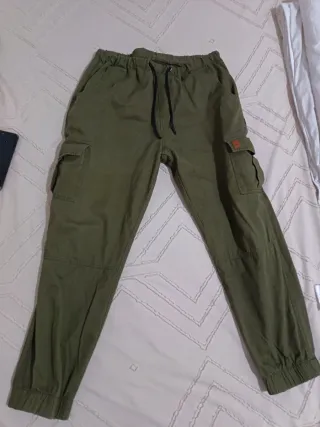 Pantalón cargo verde